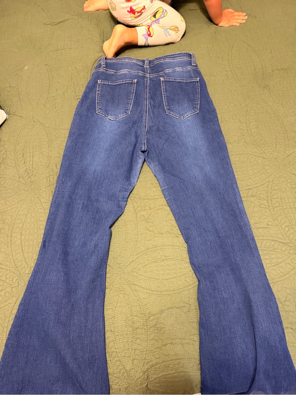 High-Rise Blue Flare Jeans — Women's Flared Denim - Picture 2 of 3